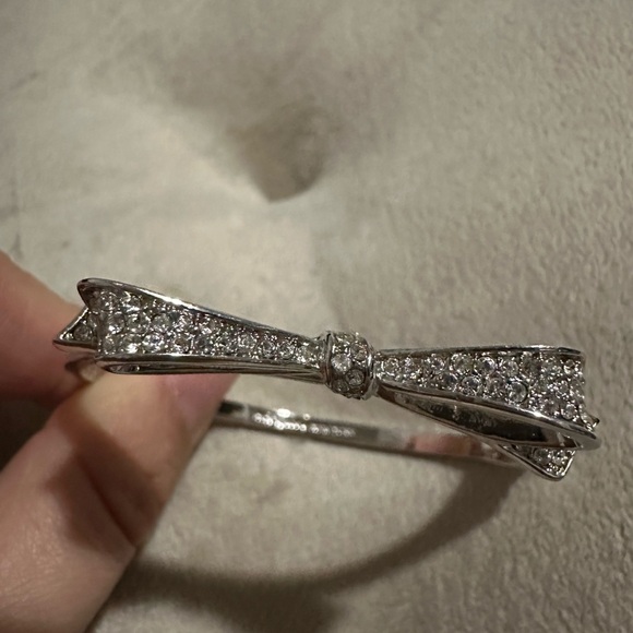 Kate Spade NWOT Cubic Zirconia Bow bracelet - Picture 4 of 7